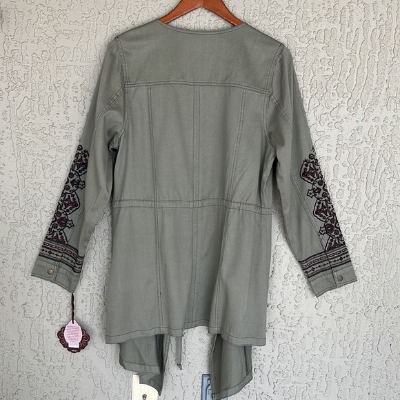 NWT Knox Rose, Embroidered Sleeve Detail, Cinched Waist, Drawstring tie Jacket - Picture 5 of 9